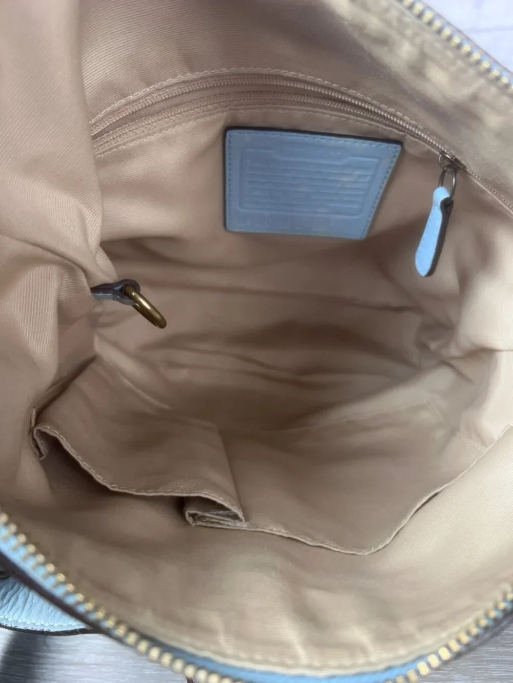 Coach 10716Chelsea Laced Leather Crossbody Hobo Bag.